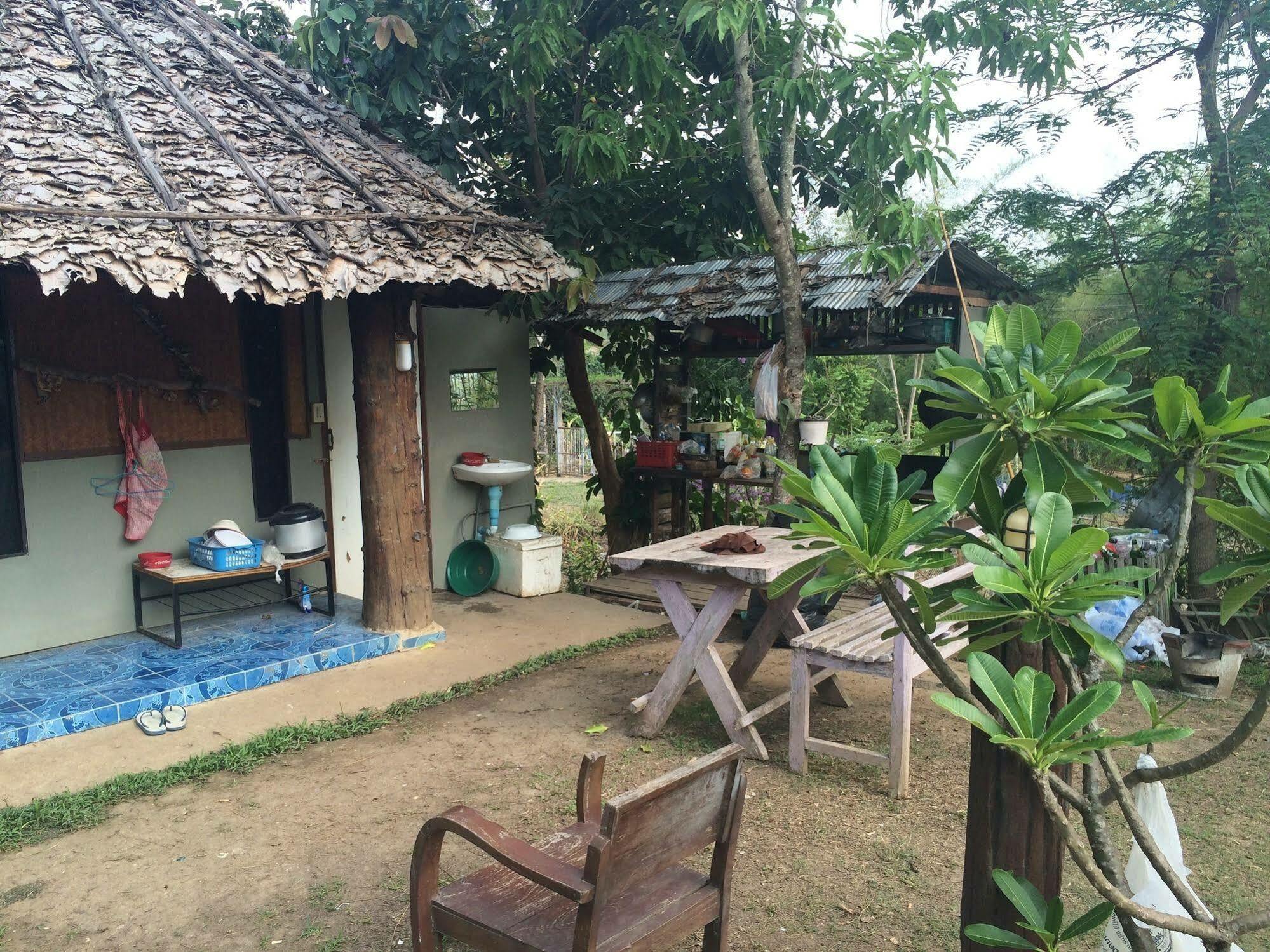 Banpak Phusuay Hotel Pai Eksteriør billede