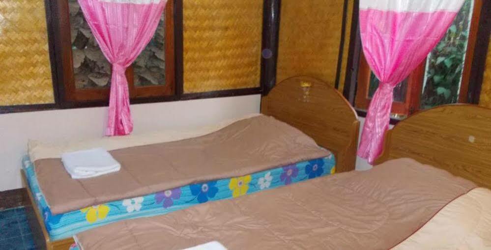 Banpak Phusuay Hotel Pai Eksteriør billede